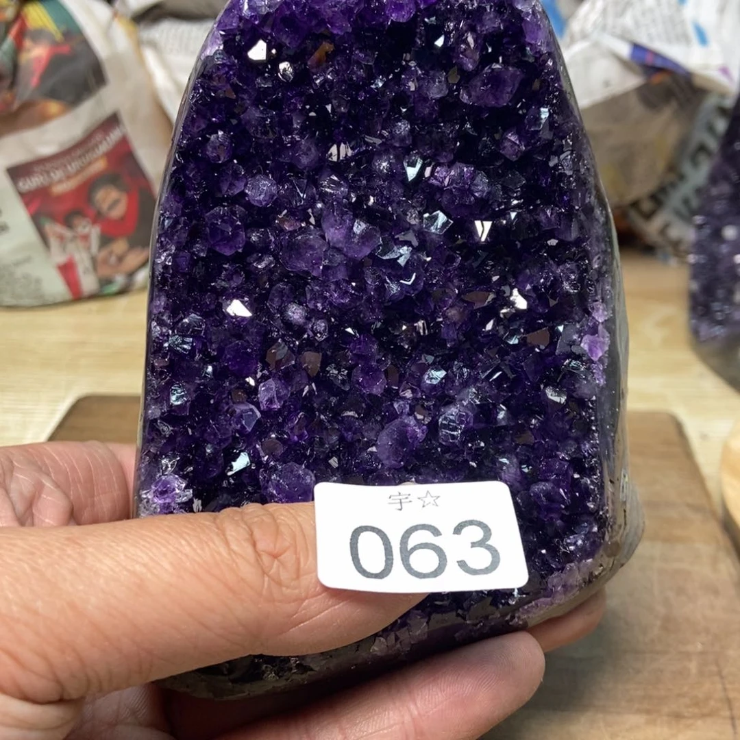 紫晶天然水晶摆件未镶嵌