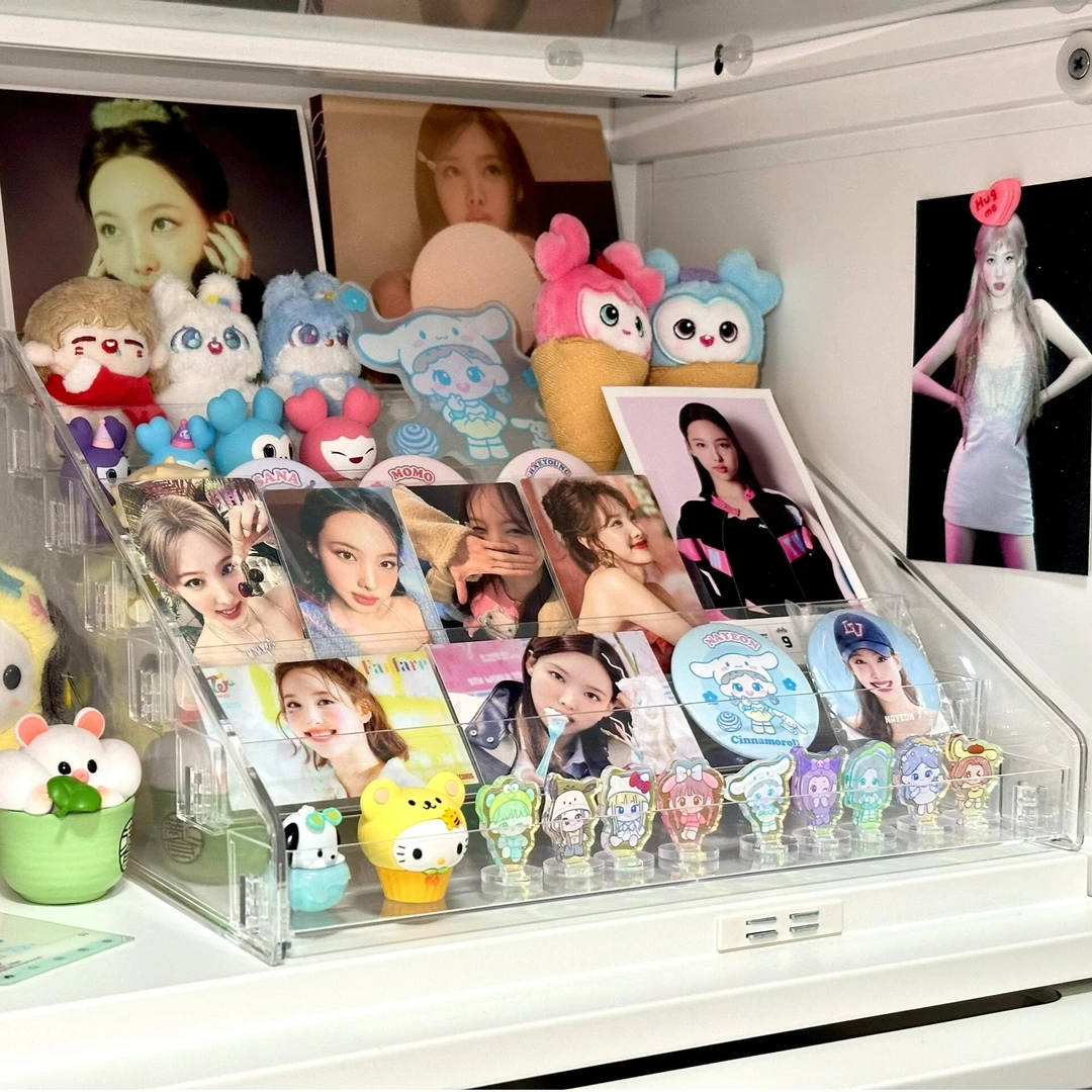 吧唧展示架阶梯式陈列桌面亚克力小卡立牌周边流麻多层谷子置物架