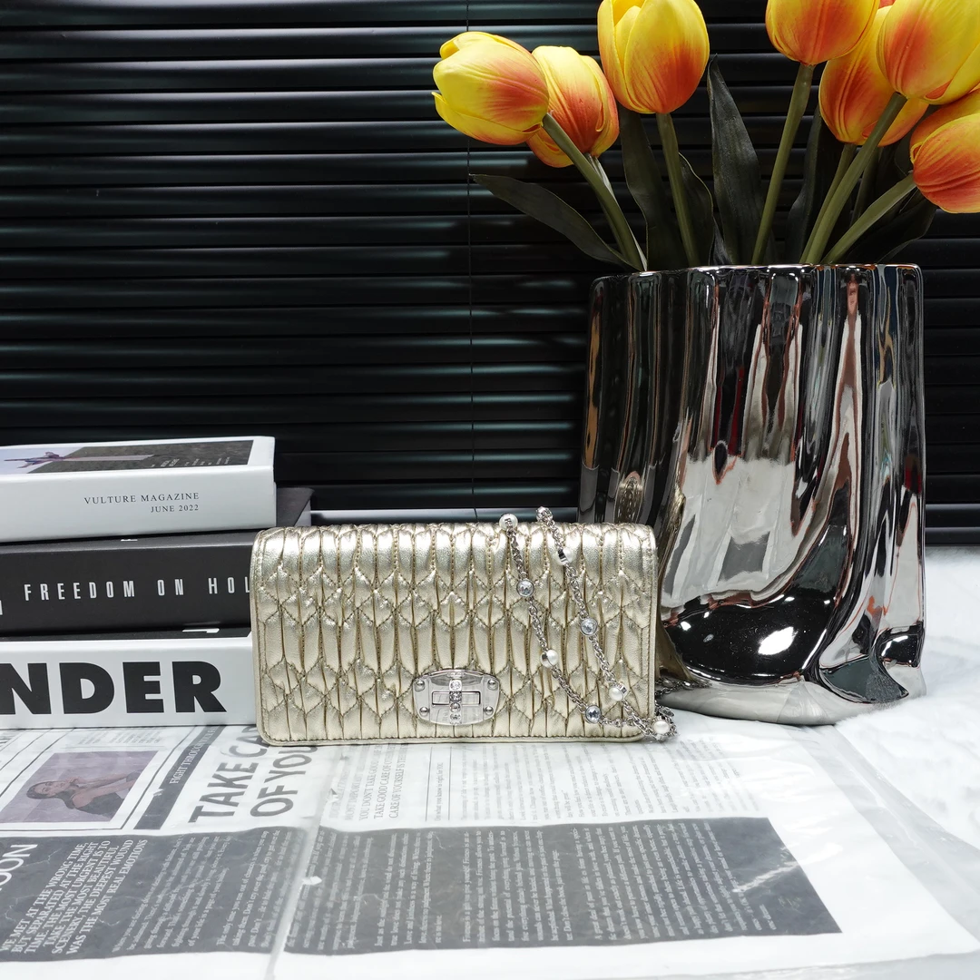 95新 MIU MIU/缪缪 单肩包/T10172356