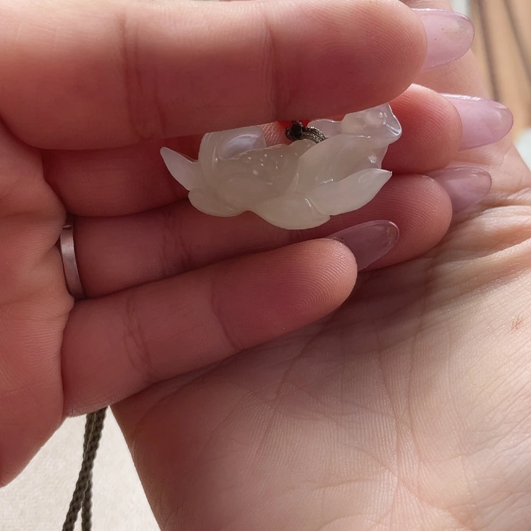 ⁶***⁶和田玉未镶嵌颈饰