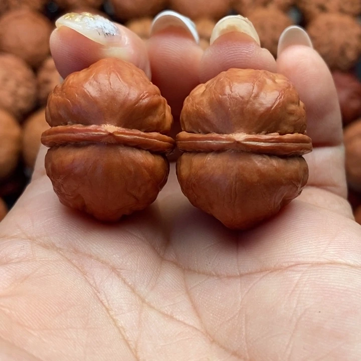 核桃精品文玩核桃手捻小红豆