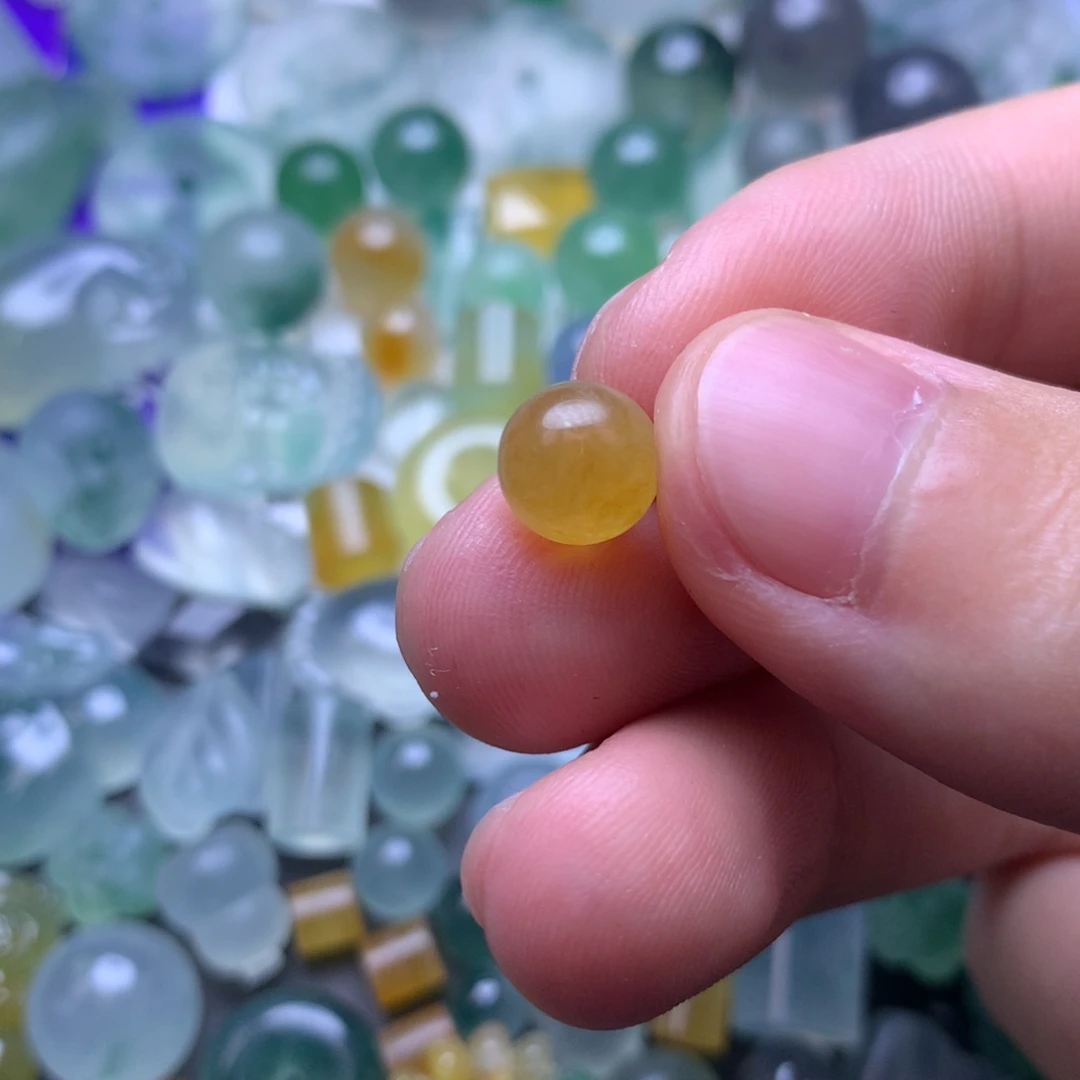 定制翡翠未镶嵌珠子
