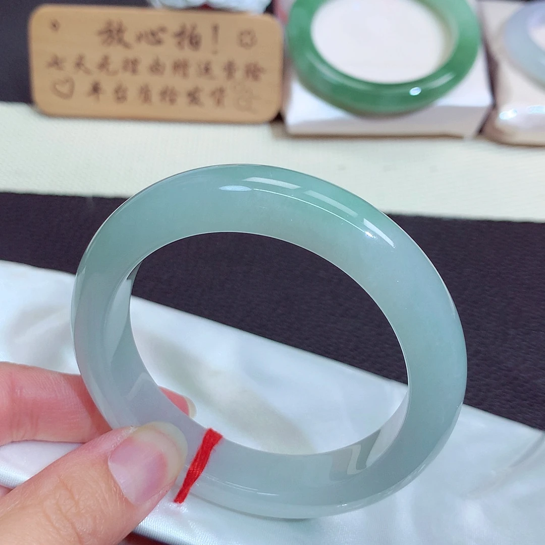 未镶嵌手镯翡翠9012