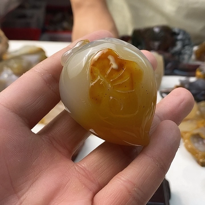 未镶嵌颈饰玛瑙/玉髓