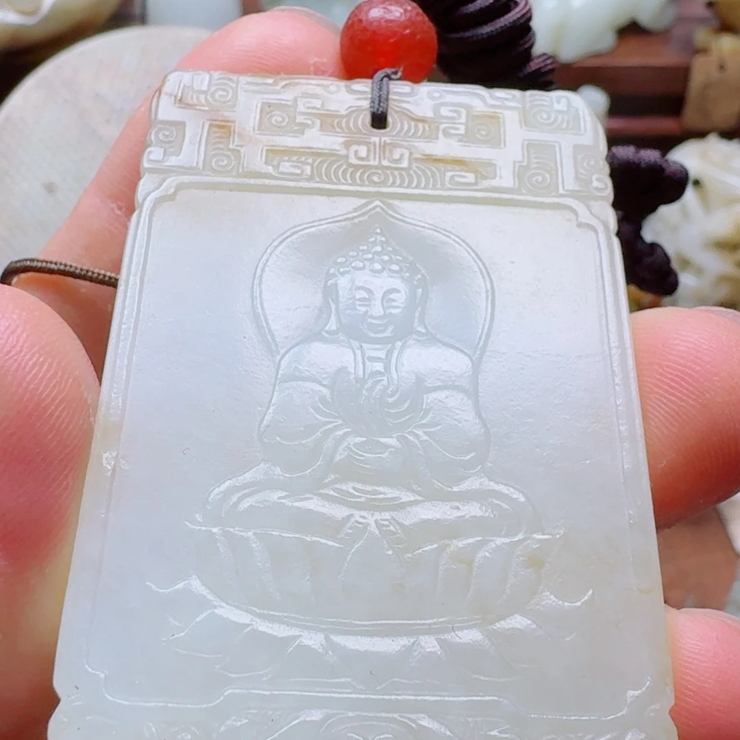 和田玉未镶嵌颈饰锅*缸