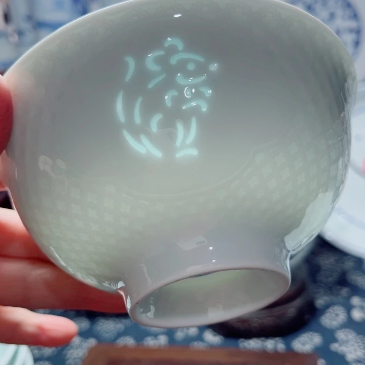 青花玲珑5寸饭碗生肖。鼠