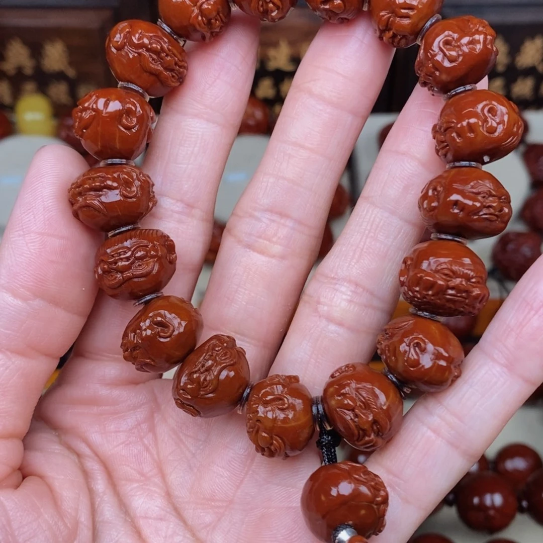 无***悔橄榄核吊坠十八罗汉