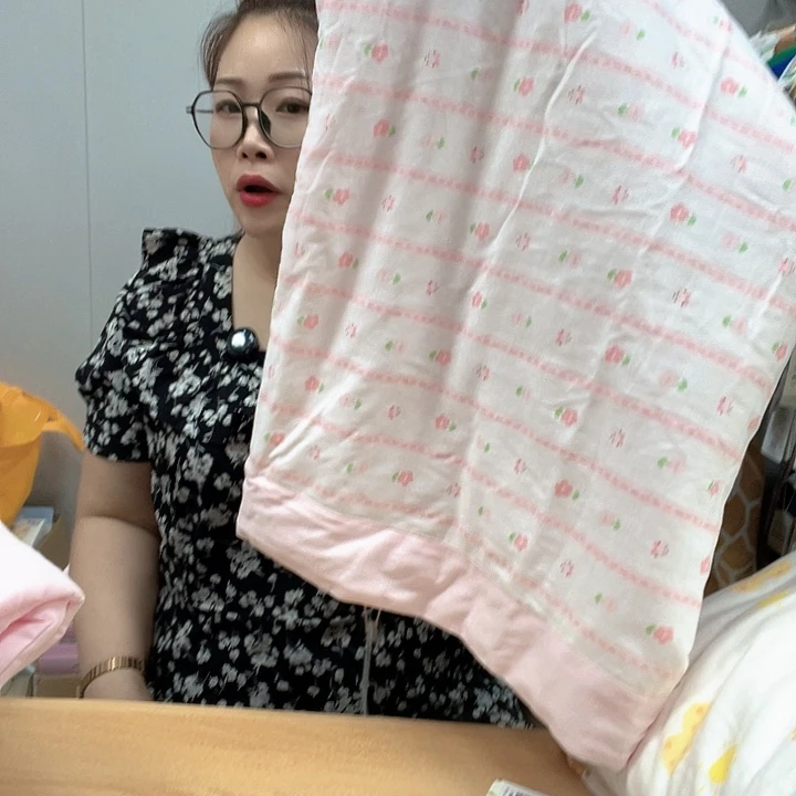粉色130*110被子