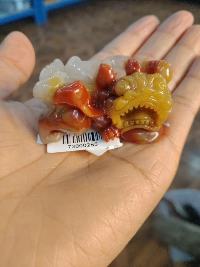 石英质（黄龙玉）貔貅