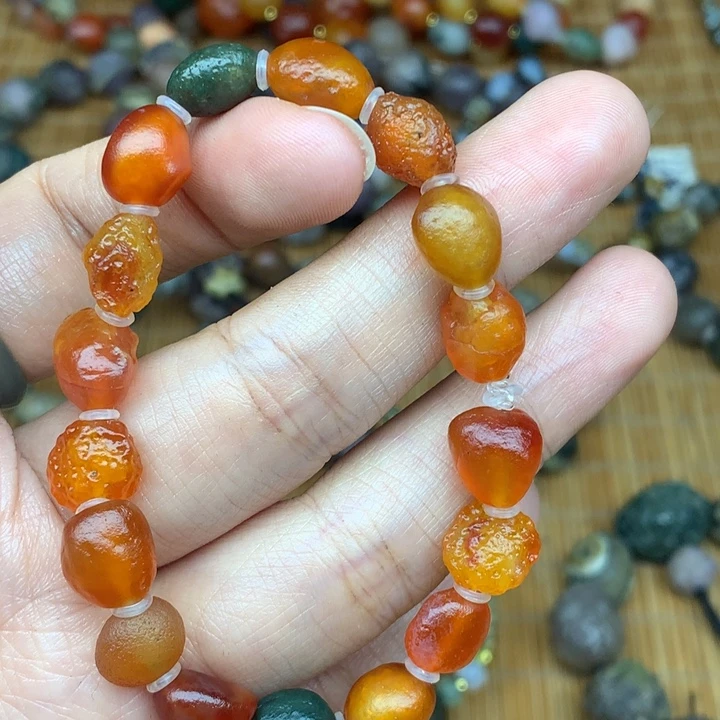 玛瑙/玉髓未镶嵌珠宝半成品恰**月