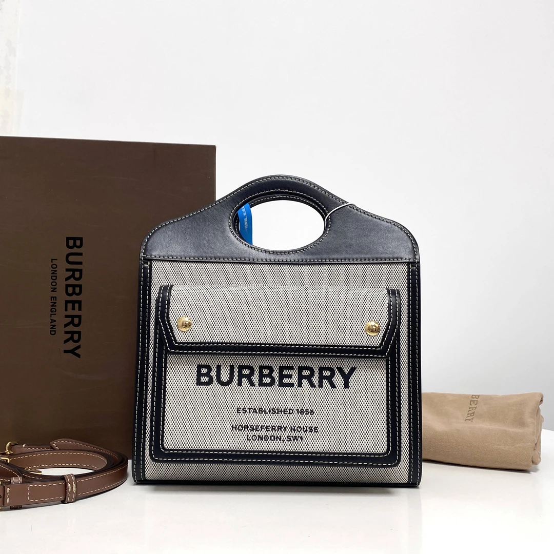 95新 BURBERRY/博柏利 思斯专属 巴宝莉黑色邮差斜挎包THHZ2943