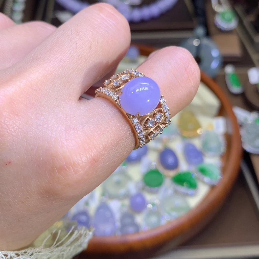 翡翠戒指18K金镶嵌翡翠