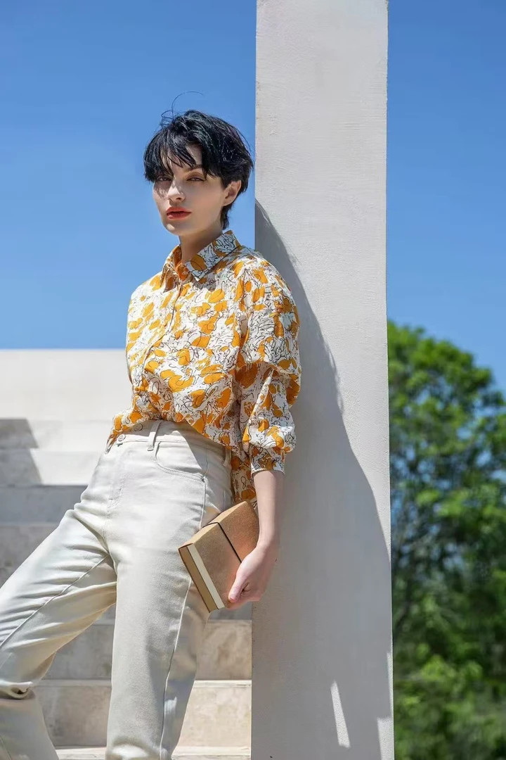 都市文艺港风复古时尚印花上衣