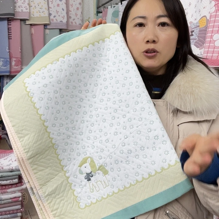棉特价促销绿色小马