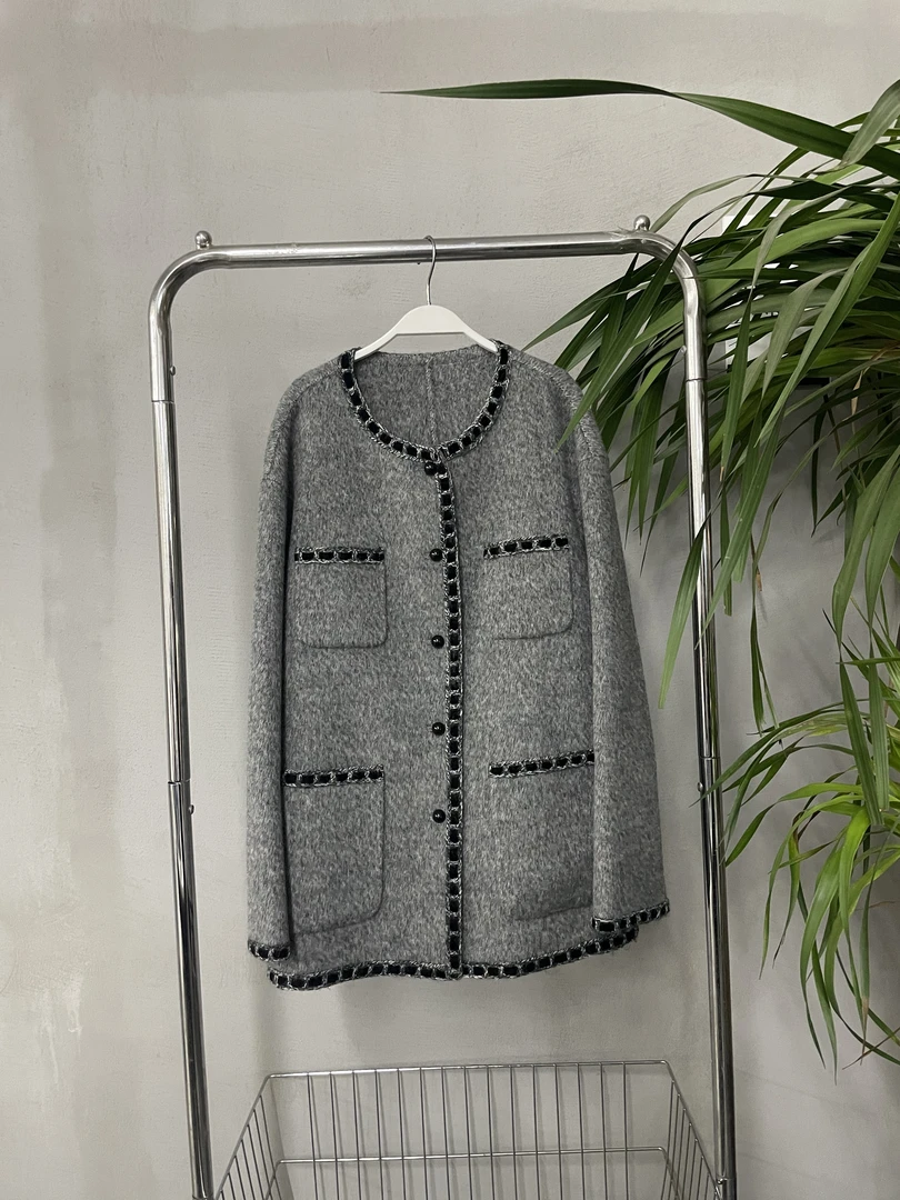 新款时尚百搭外套 YT7676