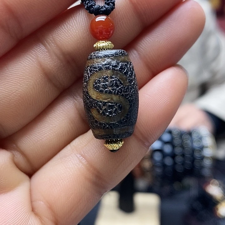 玛瑙/玉髓合金颈饰