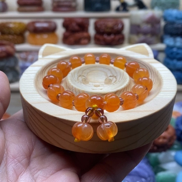 未镶嵌手镯石英质玉