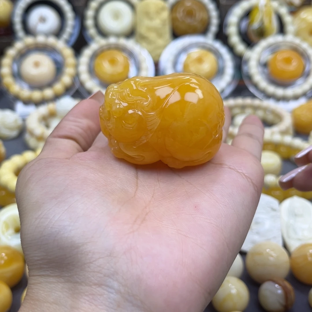 琥珀未镶嵌手串……