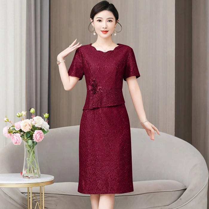 喜妈妈洋气婚宴礼服结婚婆婆2025新中式年轻款日常蕾丝连衣裙夏季