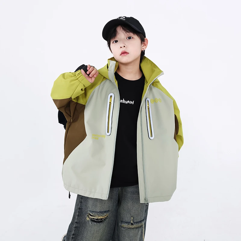 男童连帽冲锋衣外套春装2025新款儿童风衣春秋季拼色中大童运动服