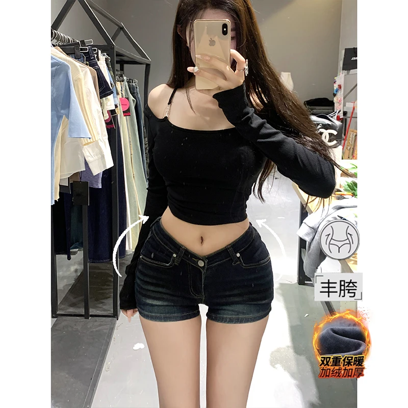 低腰V型性感丰胯牛仔短裤冬季加绒收腰提臀显瘦显腿长外穿热裤子
