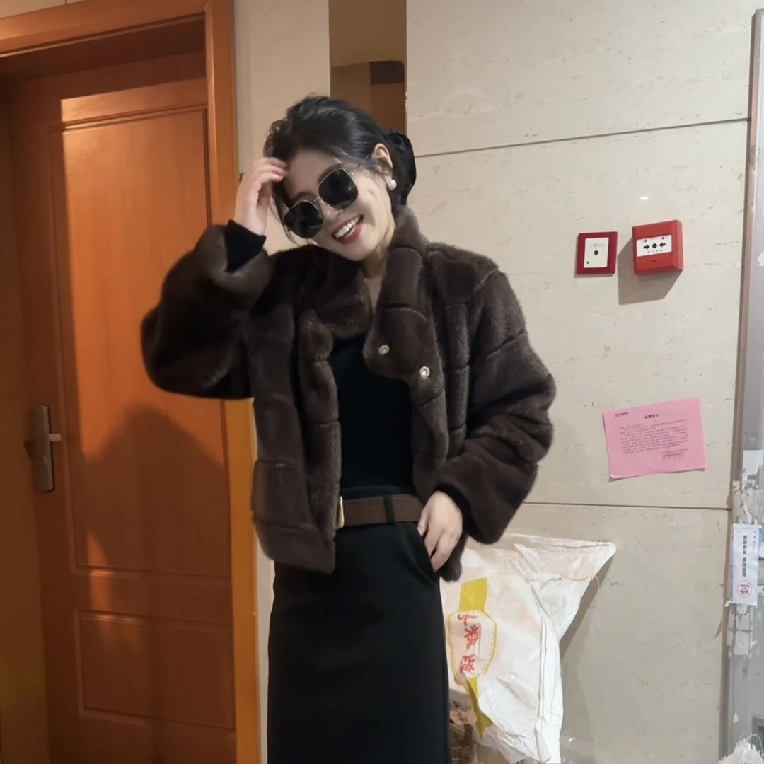 秋冬新款高级感中古老钱棕色皮草仿貂毛立领短外套环保毛皮草