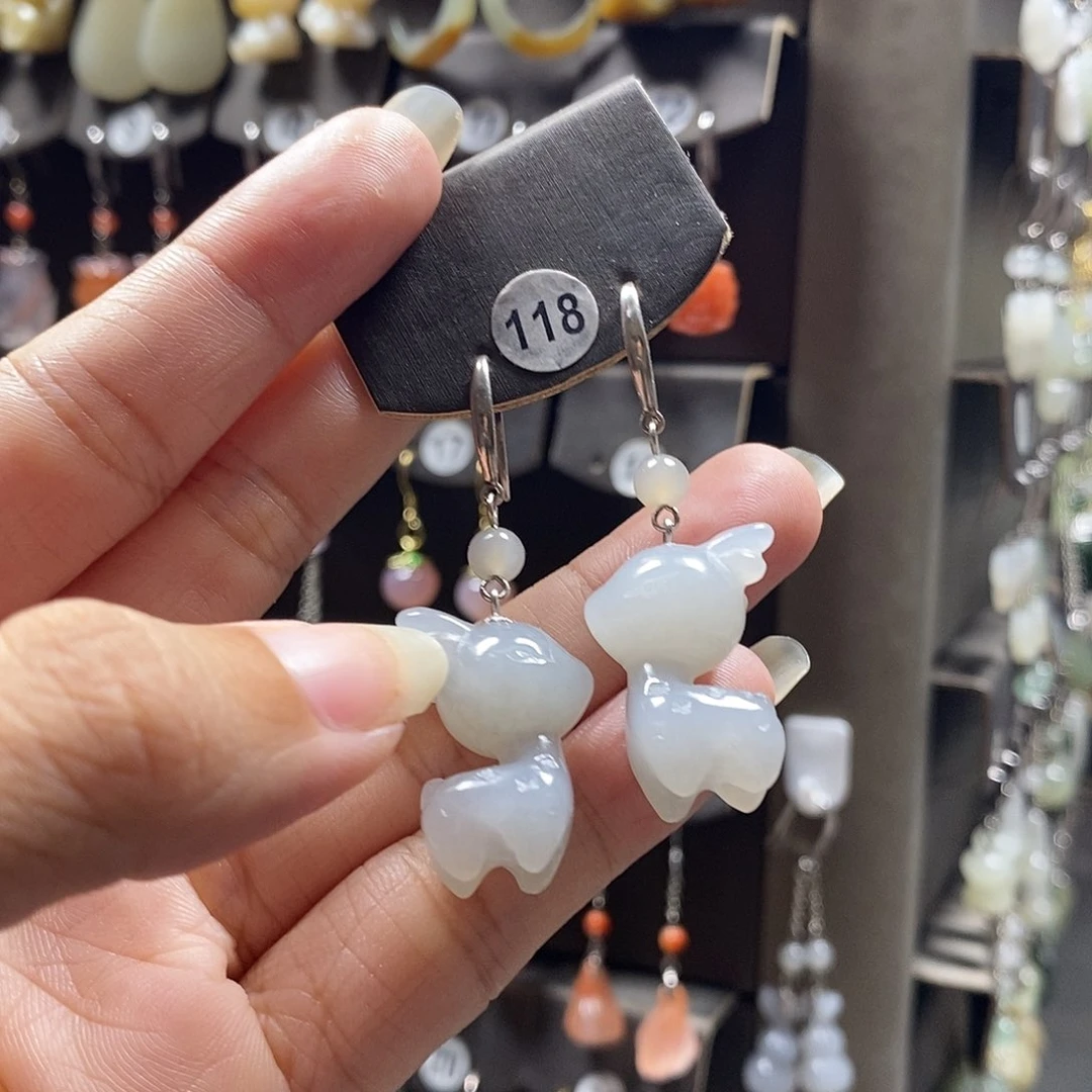 初****和田玉银S925镶嵌耳饰