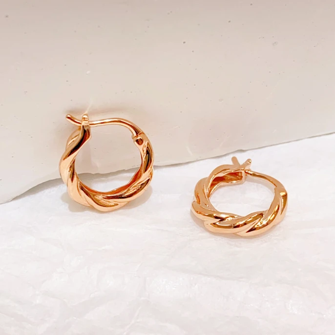 18K时尚简约麻花耳扣/内9.5m