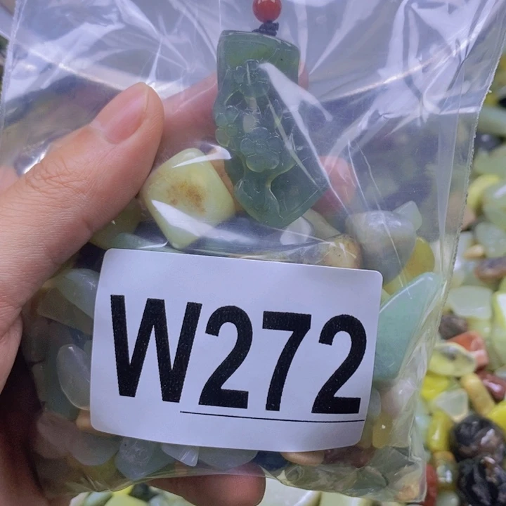 未镶嵌岫玉鱼缸石