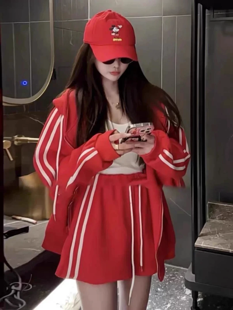 韩版宽松大码300斤连帽卫衣短裤两件套女春秋季新款减龄运动套装