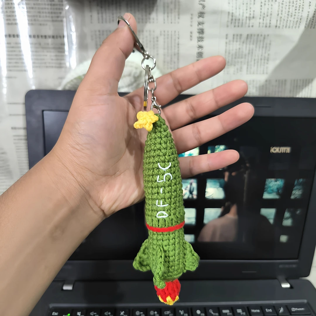 东风5C/61手工diy毛线材料包钥匙扣包包挂件钩针编织送朋友礼物