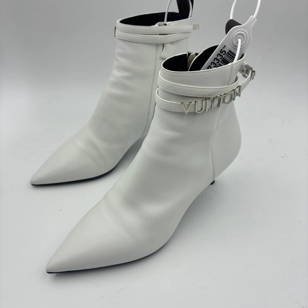 99新 LouisVuitton/路易威登 37码/LV高跟尖头短靴/无盒/98新