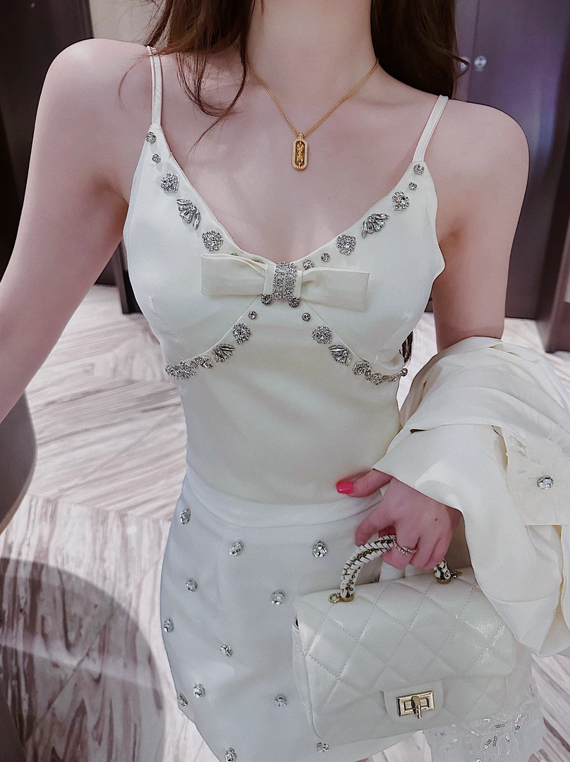 重工镶钻V领小吊带XS40798