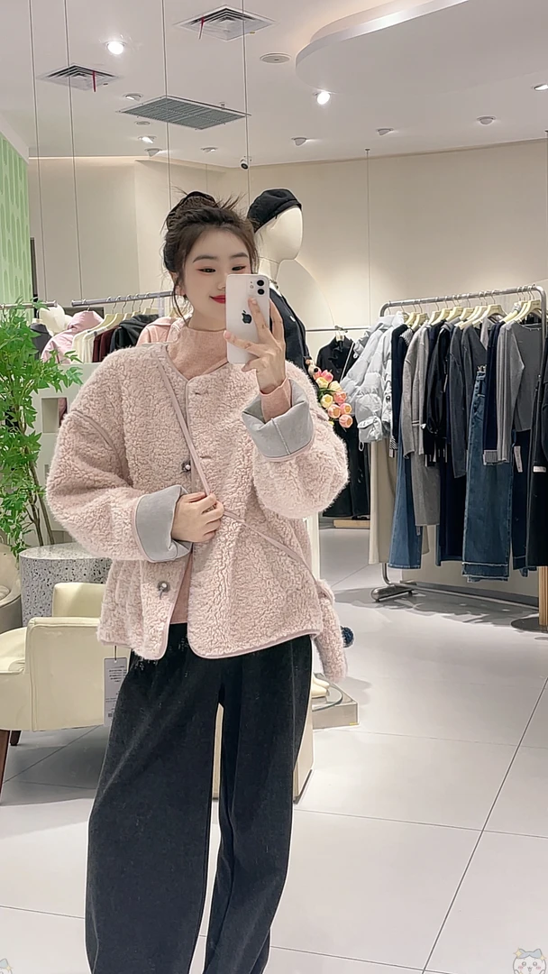 艾然冬款上新配包包皮毛外套