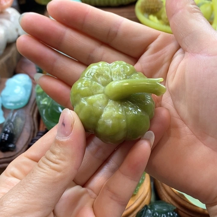 蛇纹石玉未镶嵌手把