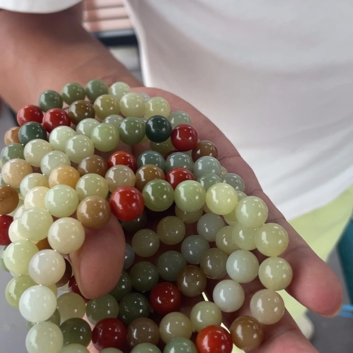 和田玉未镶嵌颈饰多样性发货，发其一