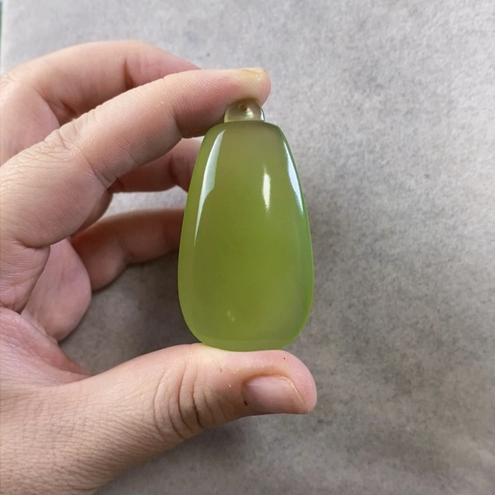 未镶嵌岫玉挂件吊坠