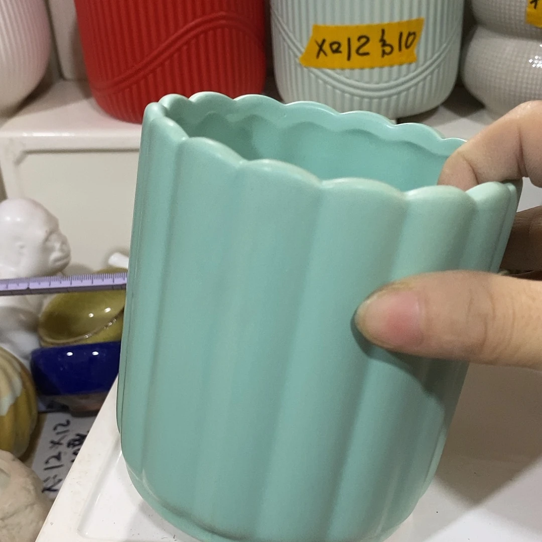 杯子陶盆有孔 瑕疵介意勿拍