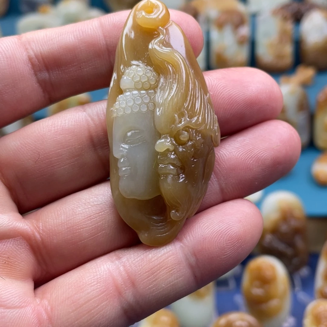 和田玉颈饰未镶嵌