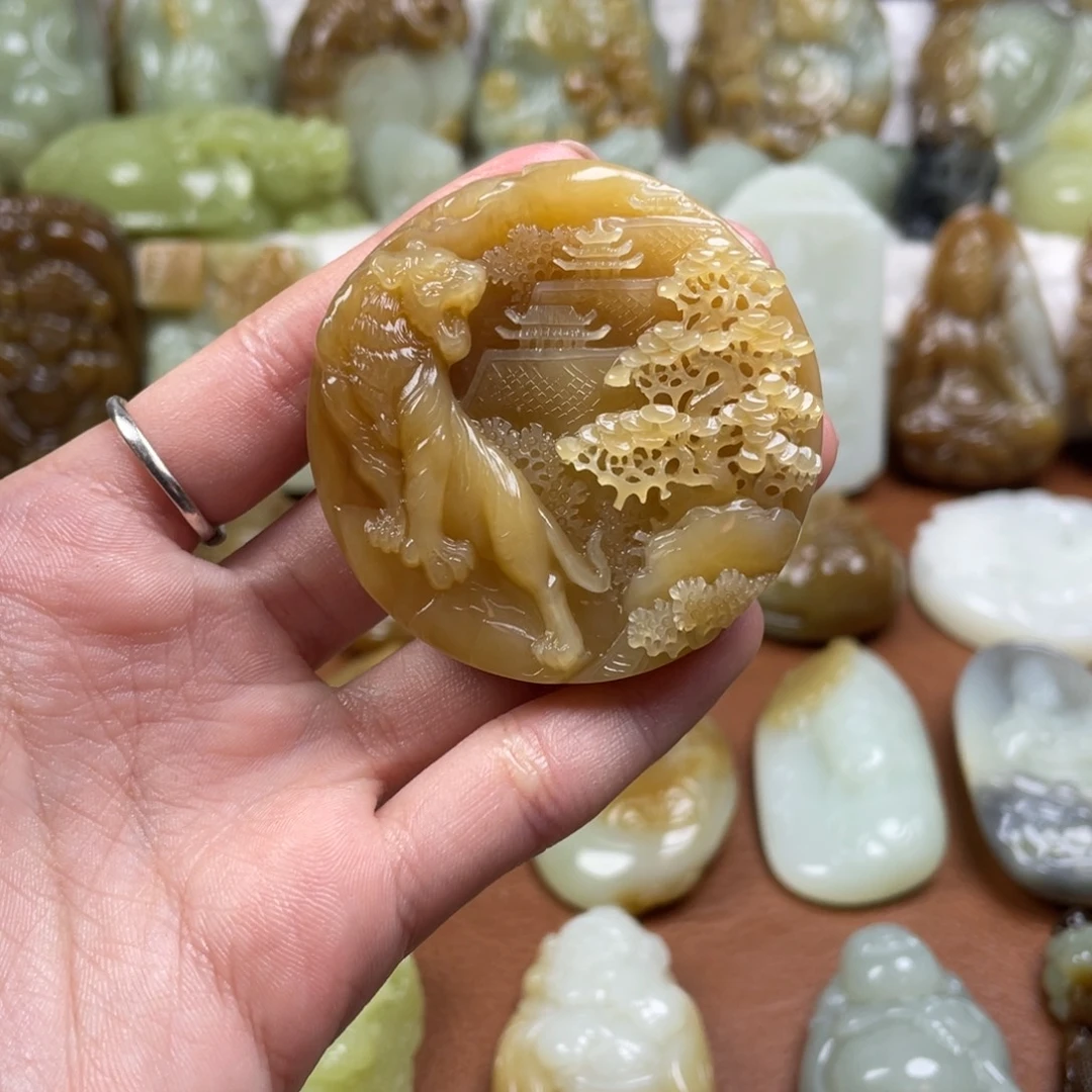 和田玉未镶嵌颈饰