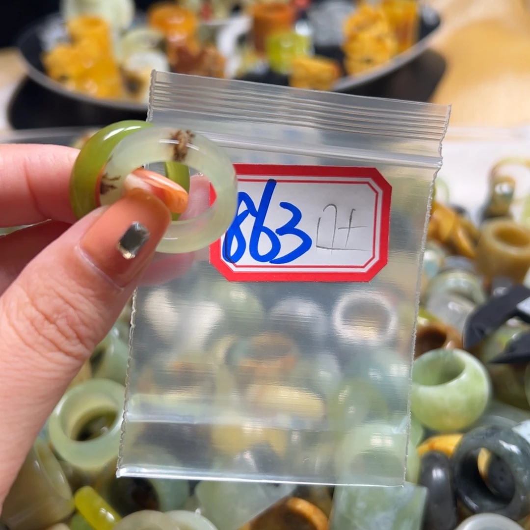 双***被蛇纹石玉未镶嵌戒指