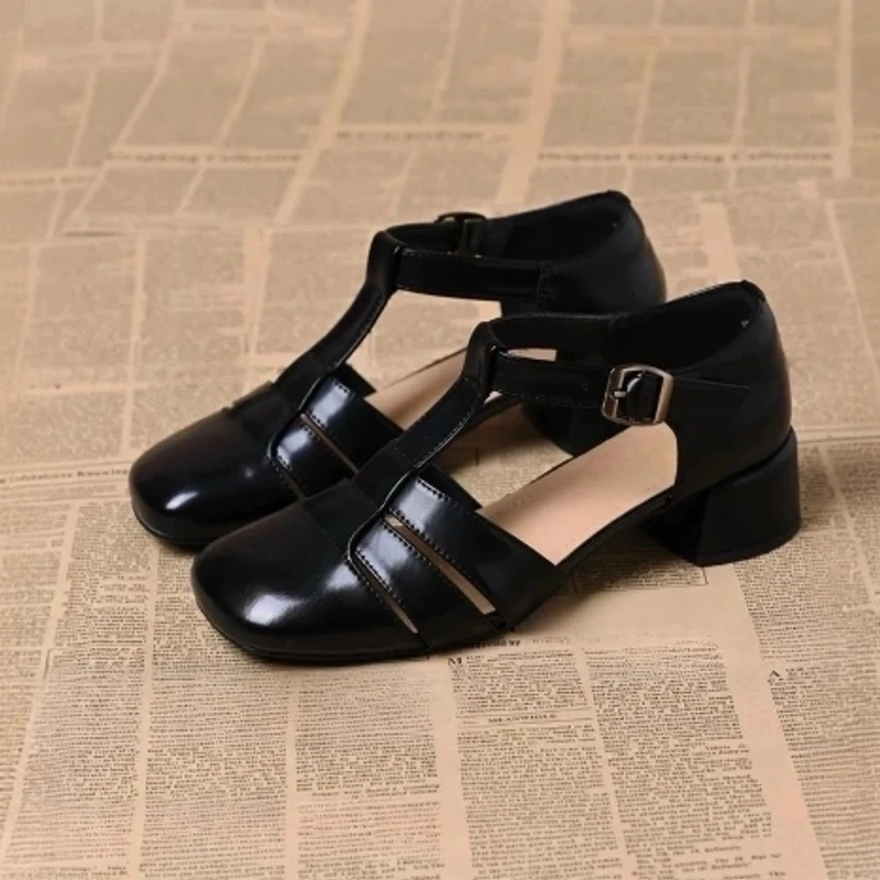 【真软皮撤柜】中跟女包头凉鞋包头罗马凉鞋方头低帮平底时尚镂空