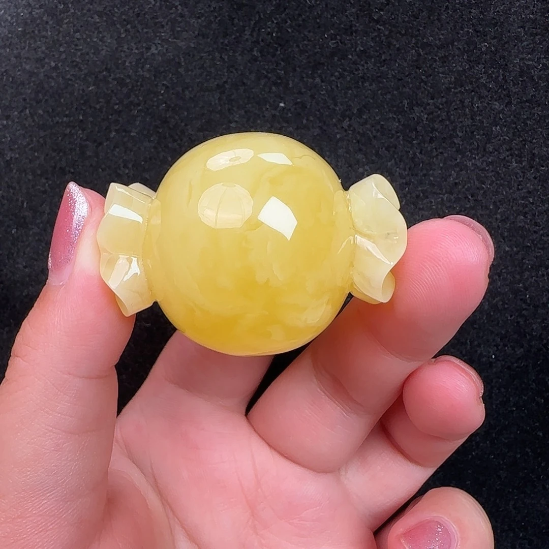 蜜蜡未镶嵌珠宝奇石