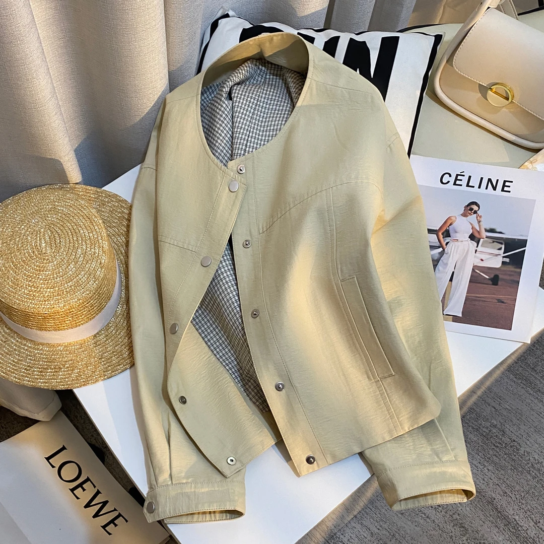 淡黄色高级感简约穿搭夹克风衣外套女2025春秋新款休闲工装上衣潮