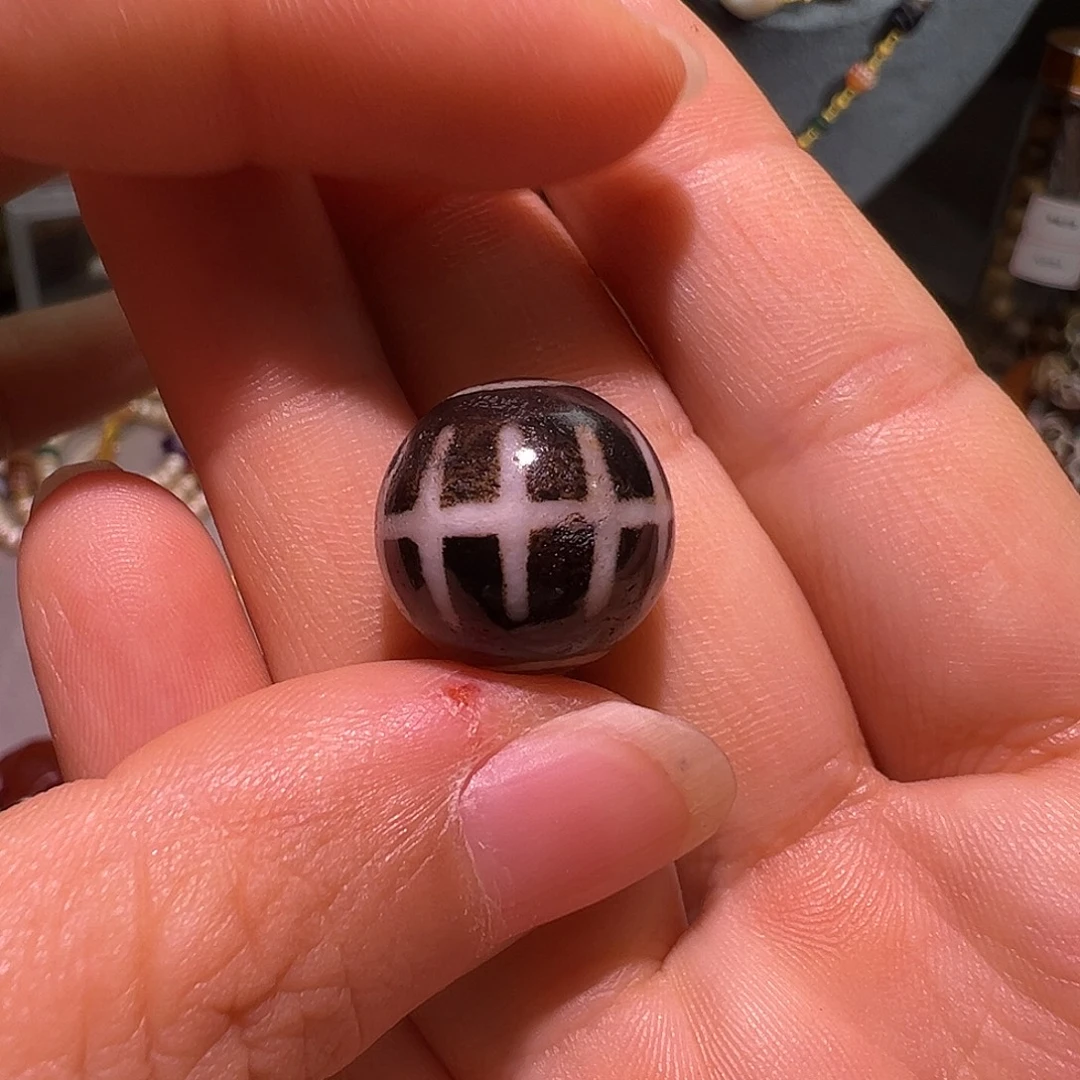 树脂制品邦提克佩珠