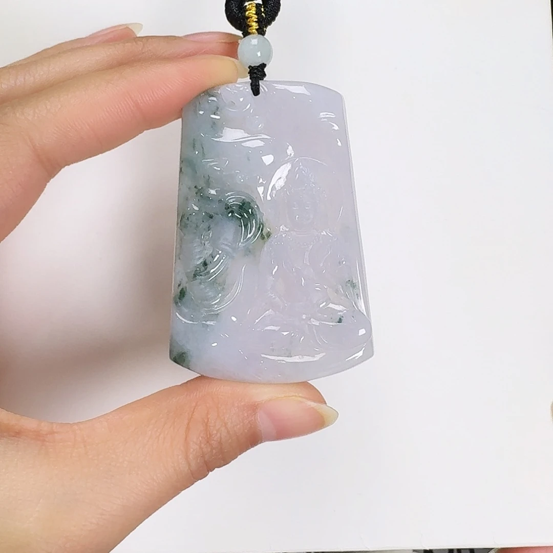 翡翠颈饰未镶嵌普贤观音