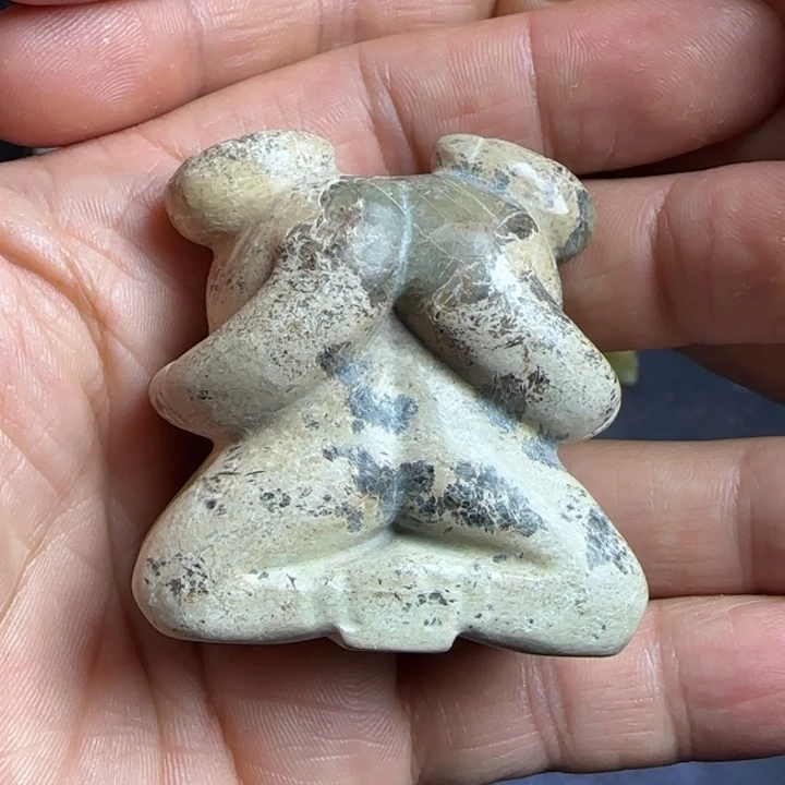 寂***学和田玉未镶嵌挂件