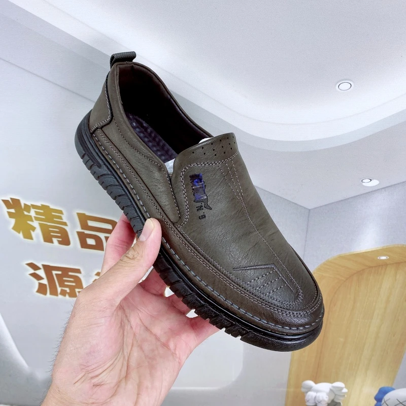 【断码】男士厚底休闲男皮鞋2366