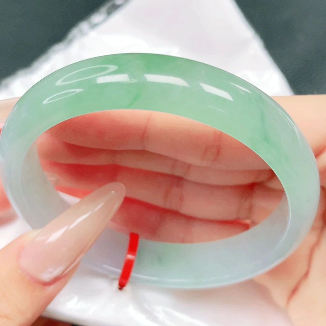 翡翠未镶嵌手镯59