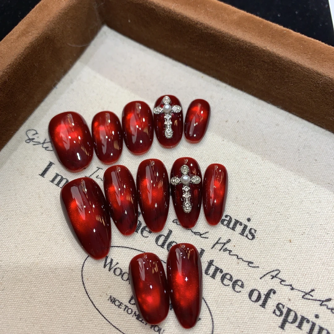 【血色玛丽】纯手工穿戴甲超显白红猫眼美甲